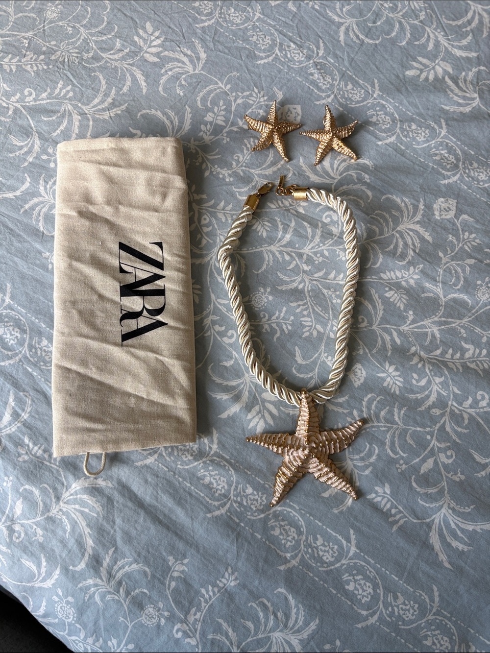 Zara Gold Starfish Necklace with Cream Rope Chain and Matching Studs